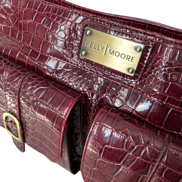 Kelly Moore Red Croc Embossed Patent Leather Classic Camera Bag - Picture 2 of 11